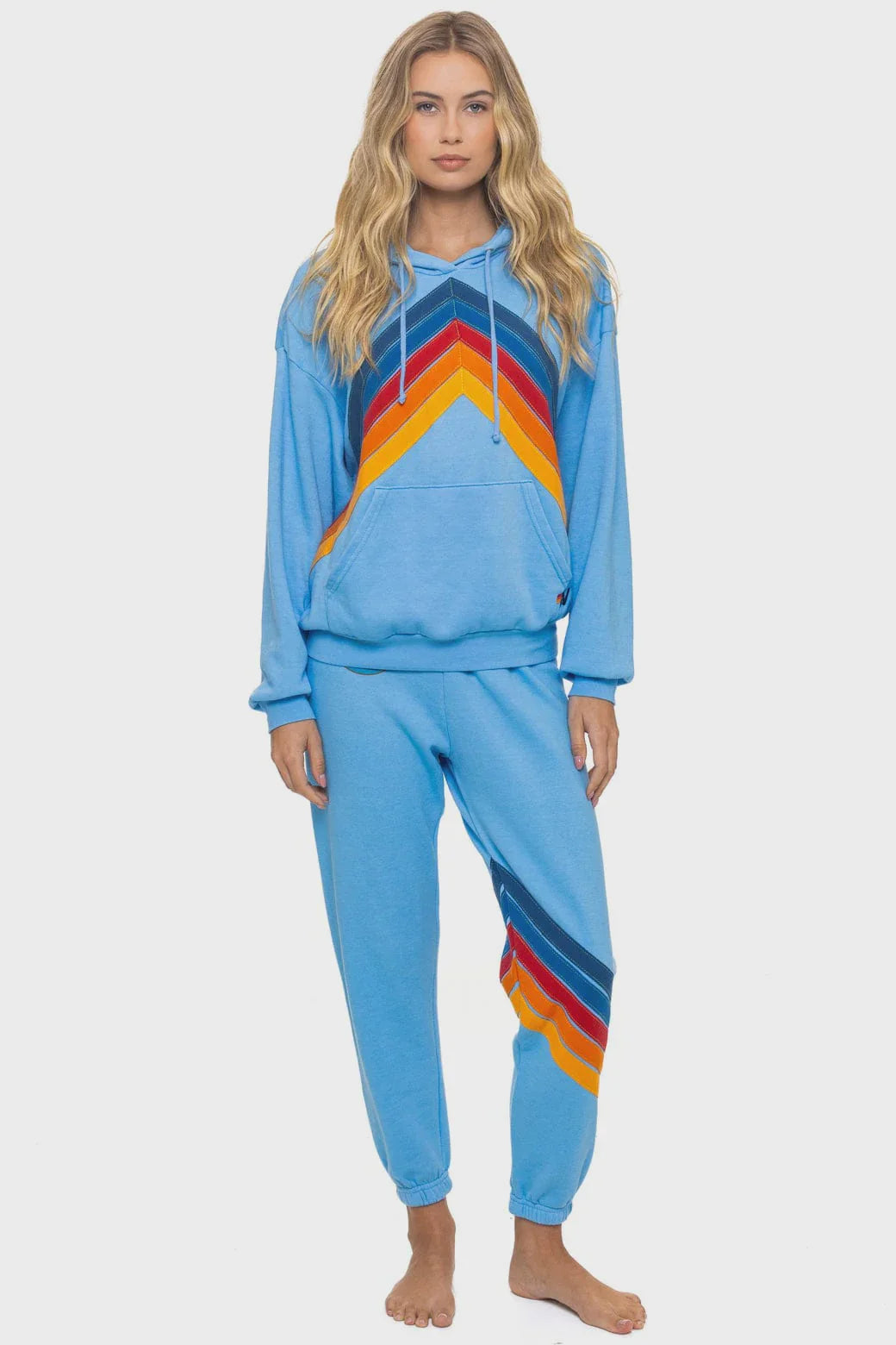 Mountain Chevron Stitch Pullover Hoodie