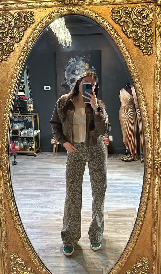 Hidden Seemed Cheetah Flare Jeans