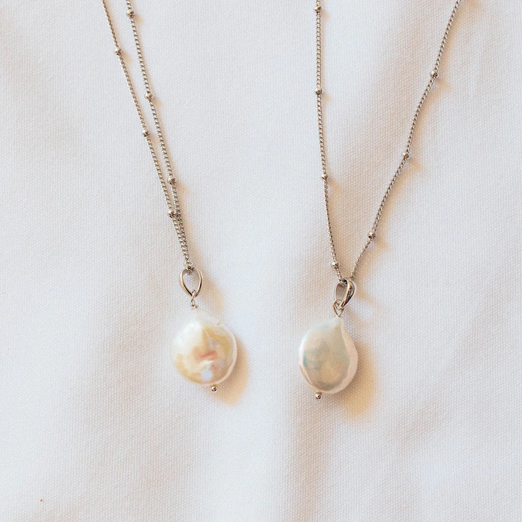 Salty Gem Plain Pearl Necklace