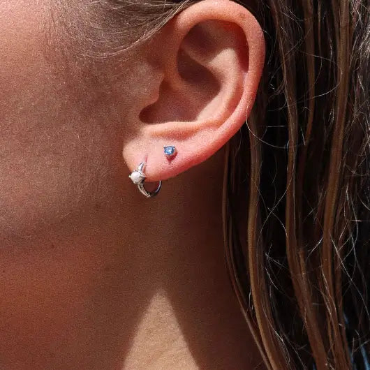 Aqua Studs