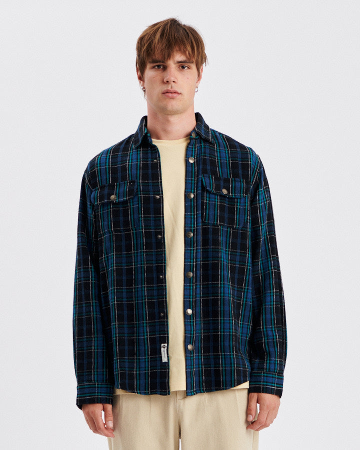 Critical Slide Cove Overshirt