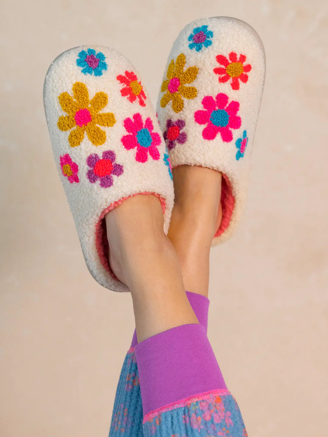 Happy Daisy Slippers
